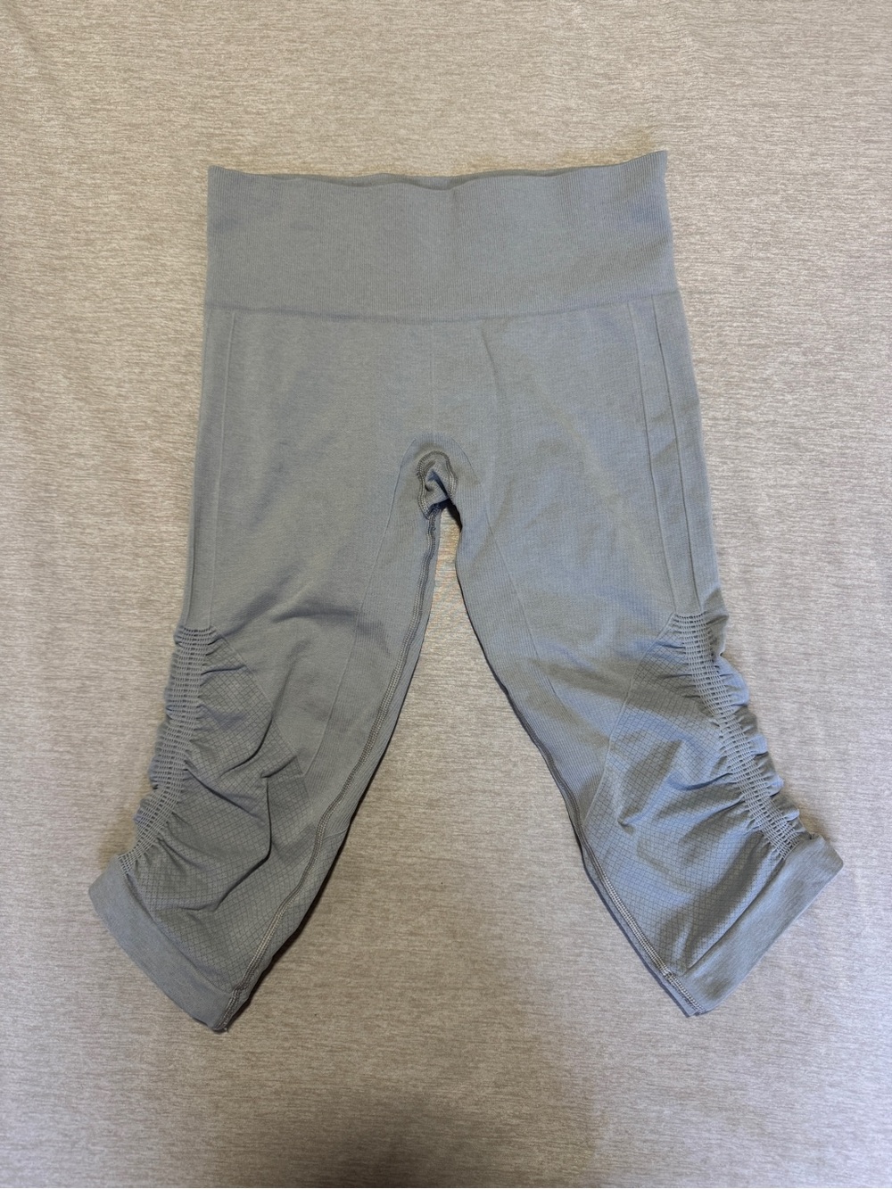 Lululemon In the Flow Crop II Leggings Gray Ruched Seamless Size 6